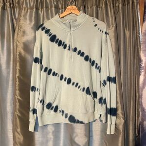 Old Navy Light Blue Sweatshirt